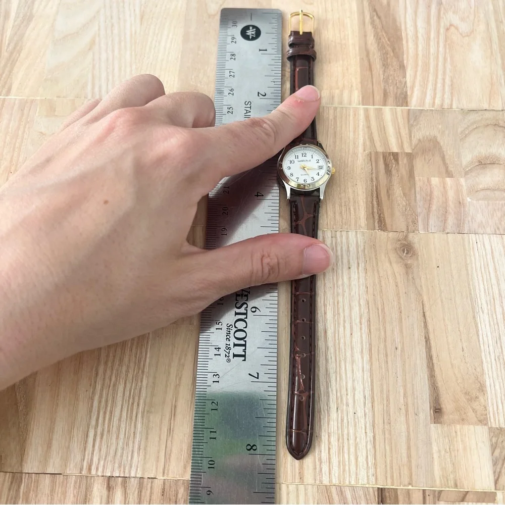 Watch-it ladies two tone brown strap dress watch NEW BATTERY